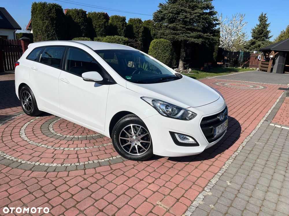 Hyundai i30 1.6 CRDI Passion Plus - 4