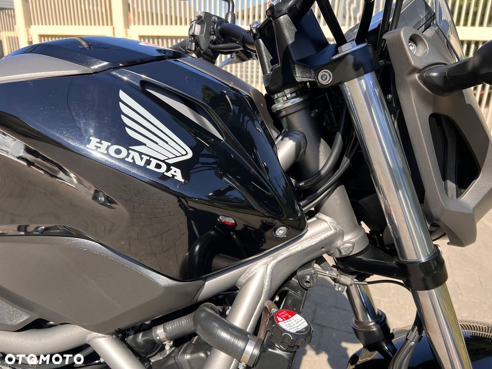 Honda NC - 27