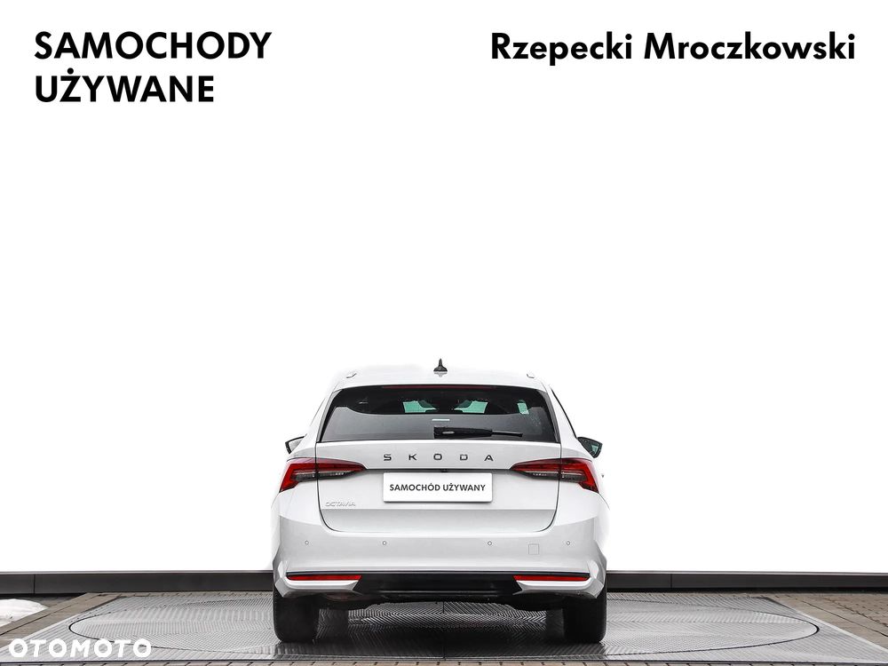 Skoda Octavia 2.0 TDI Selection DSG - 8