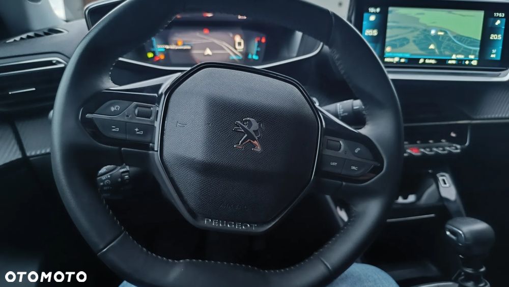 Peugeot 2008 PureTech 130 Allure Pack - 26