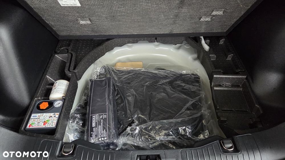 Ford Kuga 1.5 EcoBoost FWD Active X - 25