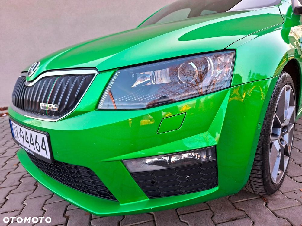 Skoda Octavia 2.0 TDI DSG RS - 13