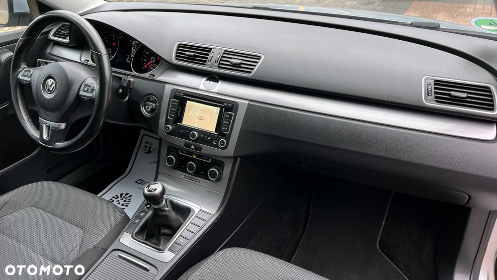 Volkswagen Passat Variant 2.0 TDI BlueMotion Technology Comfortline - 6