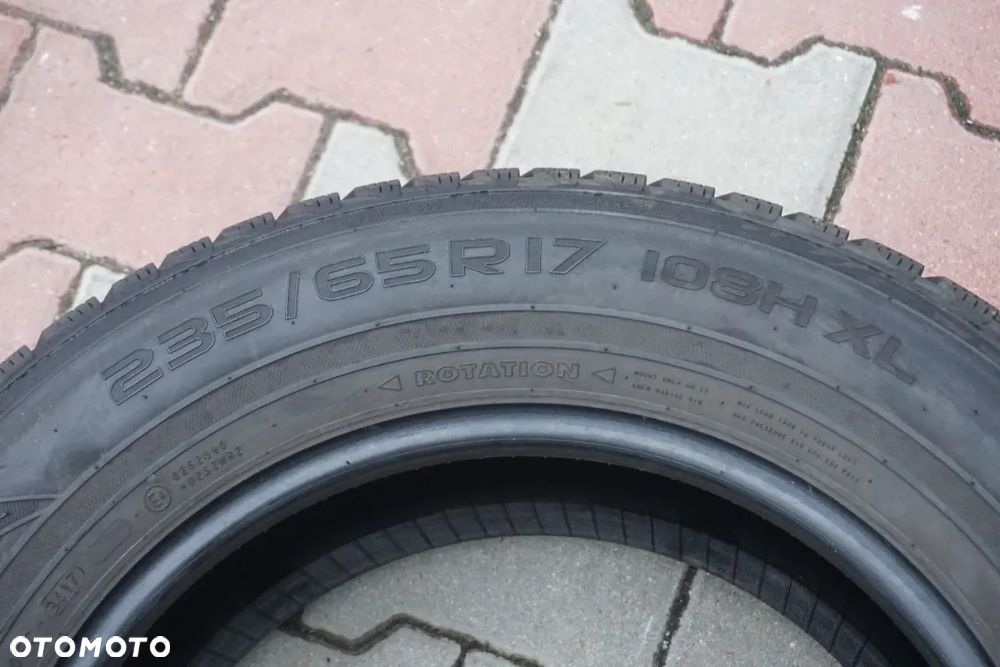 235 65 17 Nokian WR SUV 3 - 10