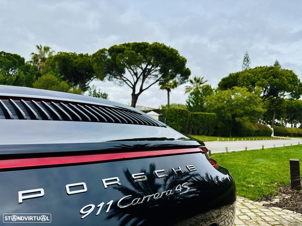 Porsche 911 Série F - 32
