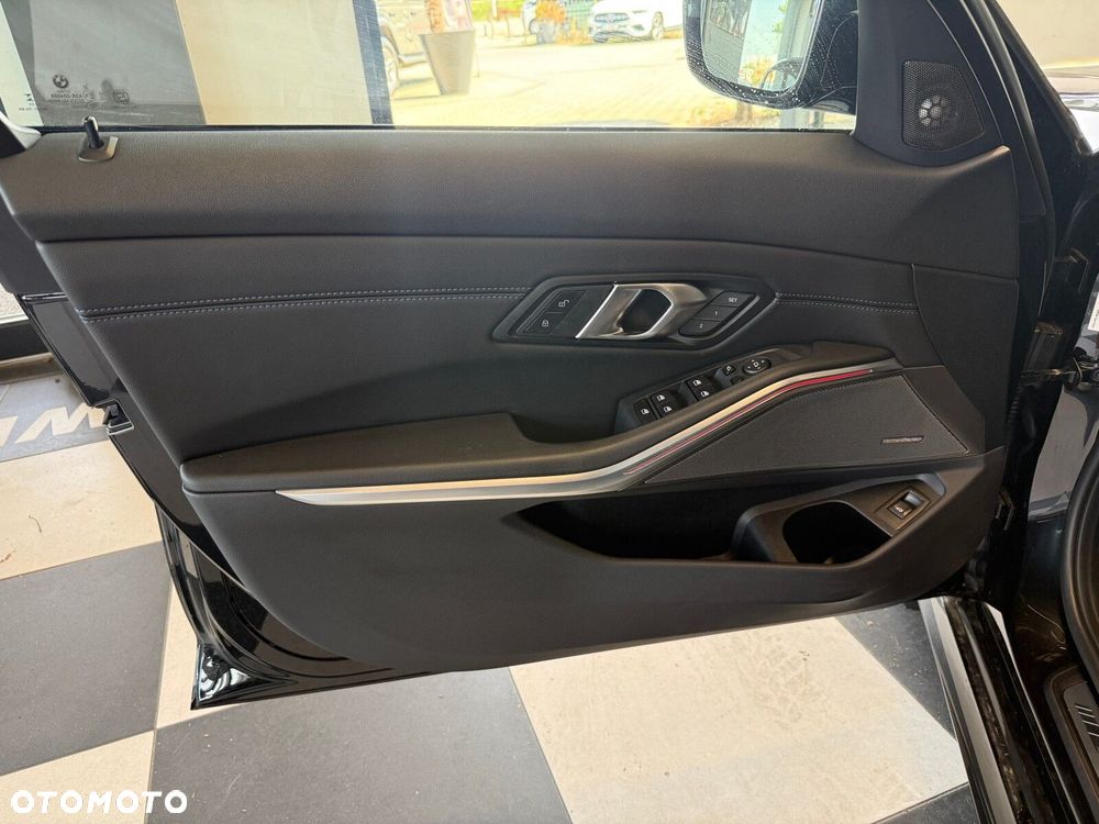 BMW Seria 3 - 21