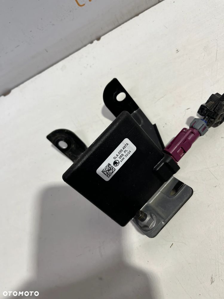 WZMACNIACZ ANTENA MODUŁ ORYGINAŁ 5LA035497A SKODA FABIA IV 6VA 24R - 2