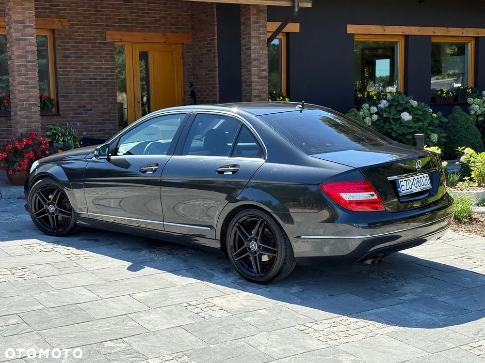Mercedes-Benz Klasa C 180 Avantgarde Edition - 12