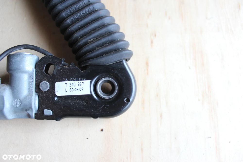 NAPINACZ PASA LEWY BMW E60 E61 LCI 7210887 EU 2009 - 6