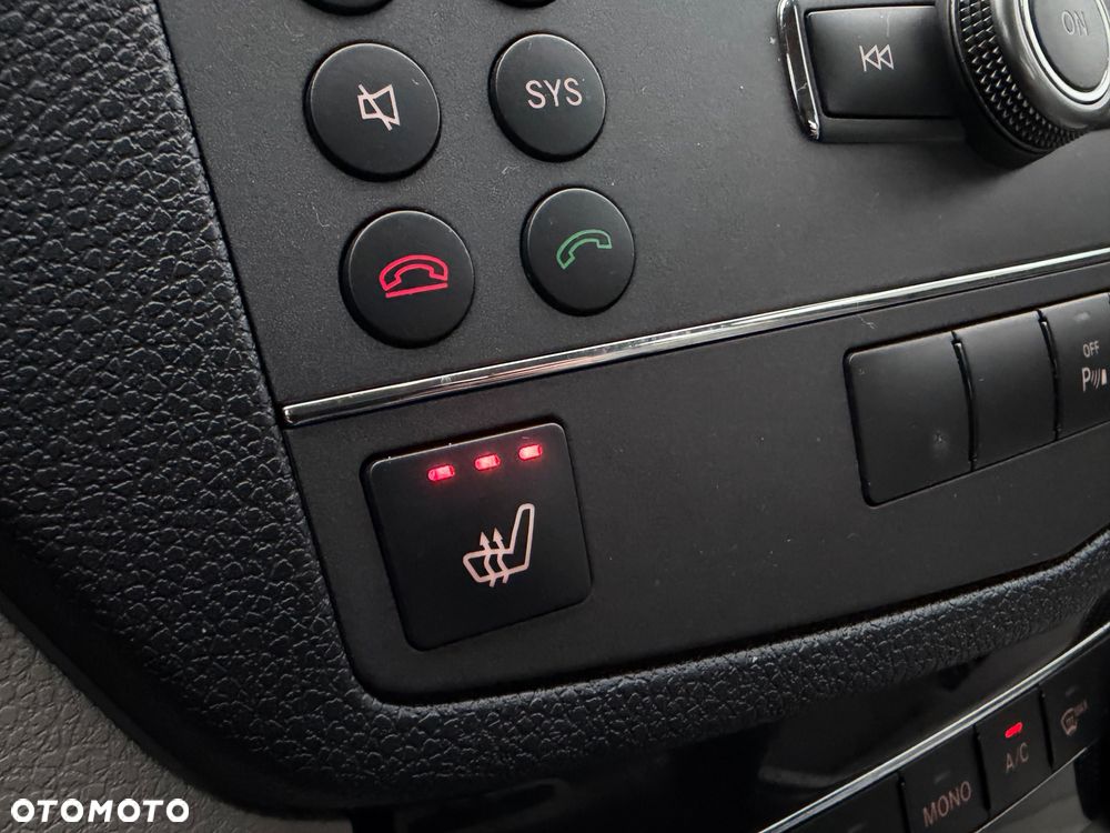 Mercedes-Benz Klasa C - 37