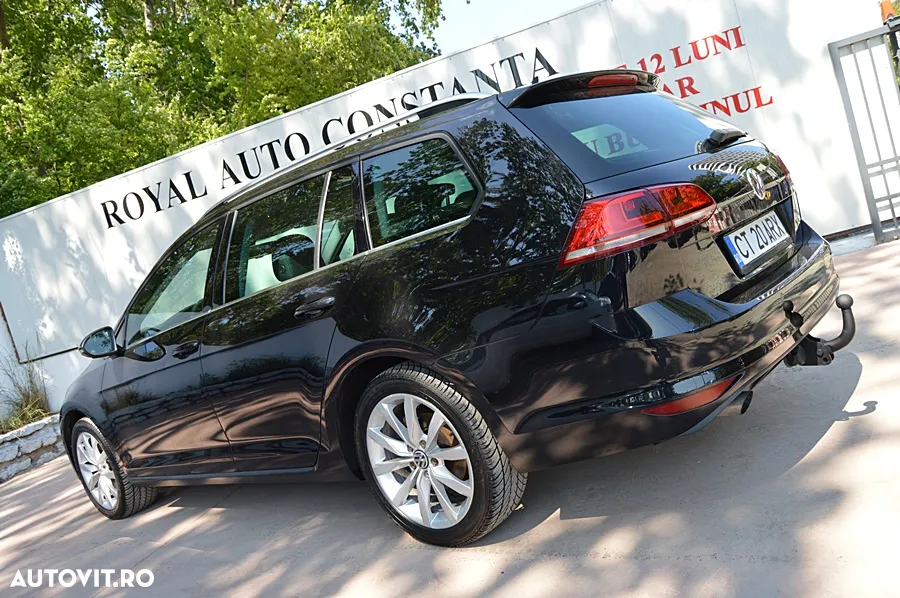 Volkswagen Golf 1.6 BlueTDI DSG Comfortline - 9
