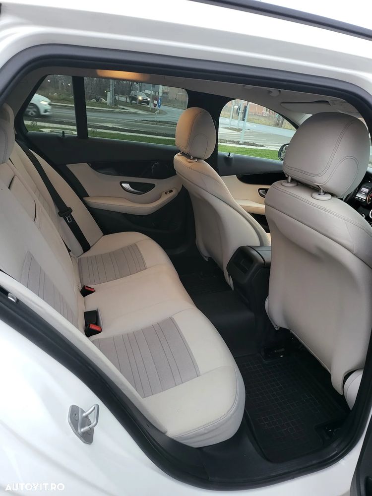 Mercedes-Benz C 200 (BlueTEC) d - 11