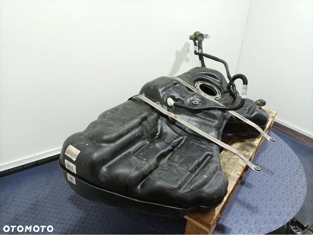 BMW 7 G11 G12 LCI 3.0D 320 KM ZBIORNIK BAK PALIWA DIESEL 7487610 - 3