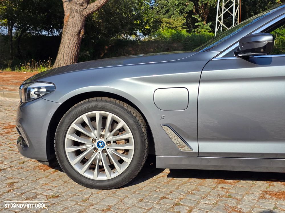 BMW 530 e iPerformance Line Luxury - 3