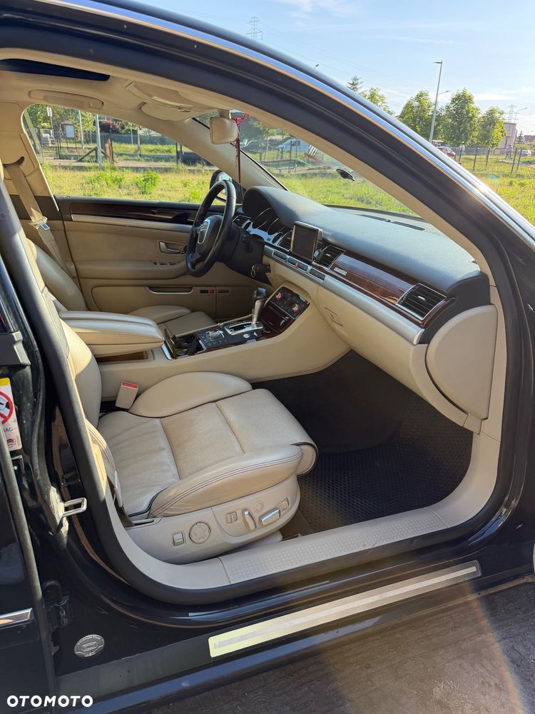 Audi A8 4.2 FSI Quattro - 8
