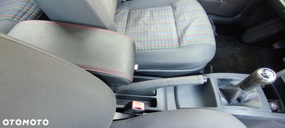 Volkswagen Polo 1.2 Comfortline - 18