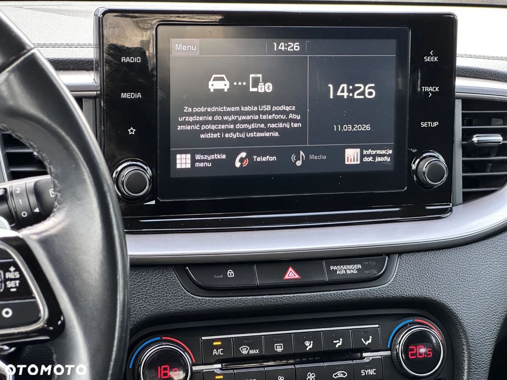 Kia Ceed - 26