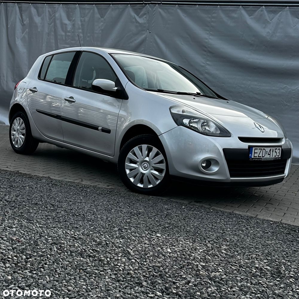 Renault Clio 1.5 dCi Luxe Privilege - 1