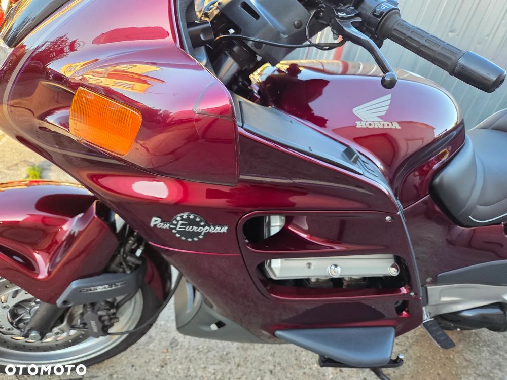 Honda ST - 30