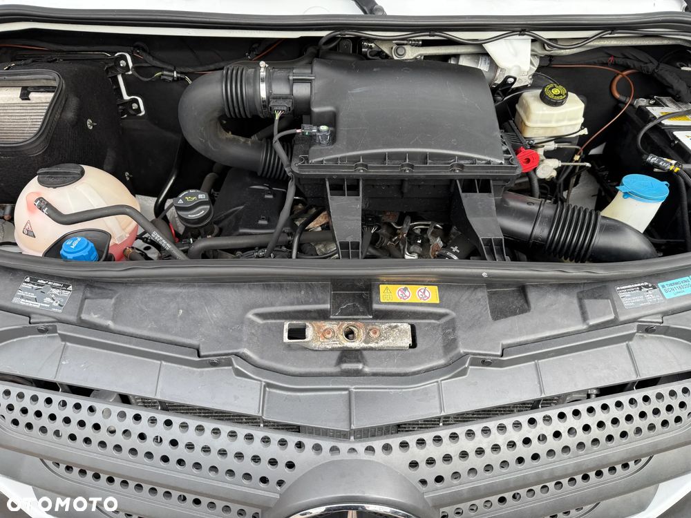 Mercedes-Benz Sprinter 319 Chłodnia Mroźnia Winda - 38