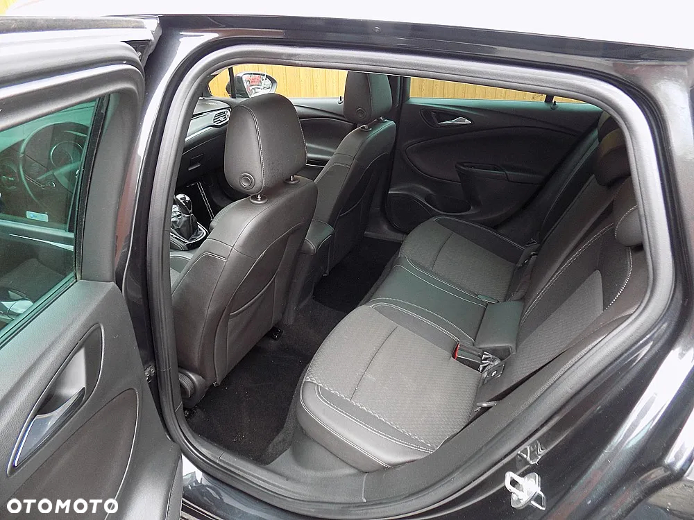 Opel Astra 1.4 Turbo Sports Tourer Innovation - 6