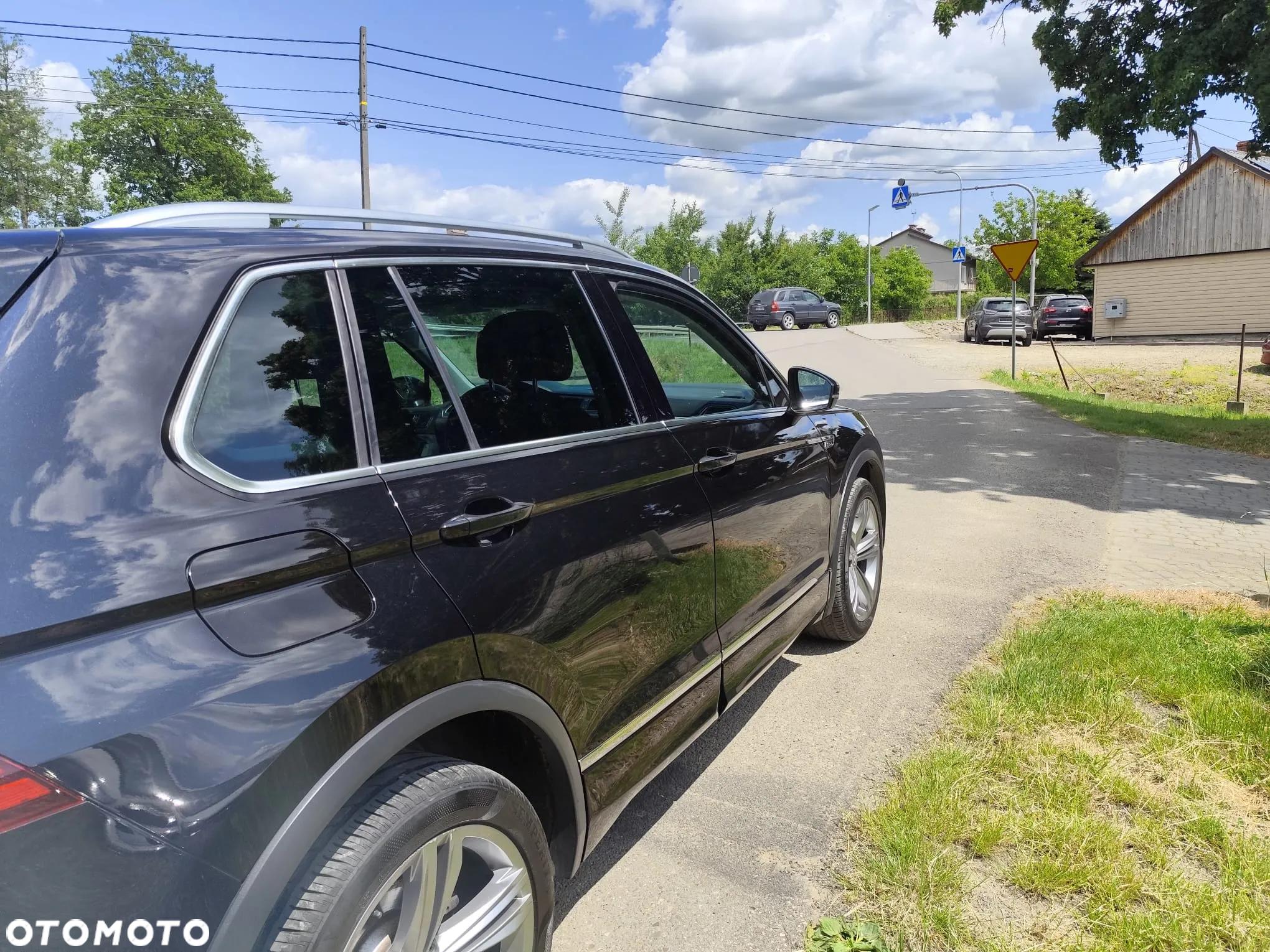 Volkswagen Tiguan 2.0 TDI SCR R-Line - 4