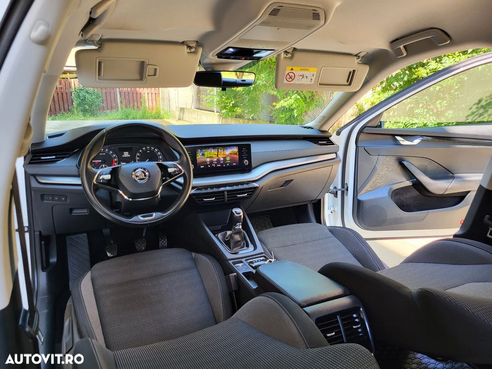 Skoda Octavia 2.0 TDI Style - 10