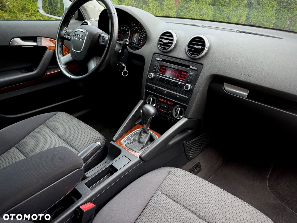 Audi A3 3-drzwiowe 1.6 S tronic Ambiente - 5
