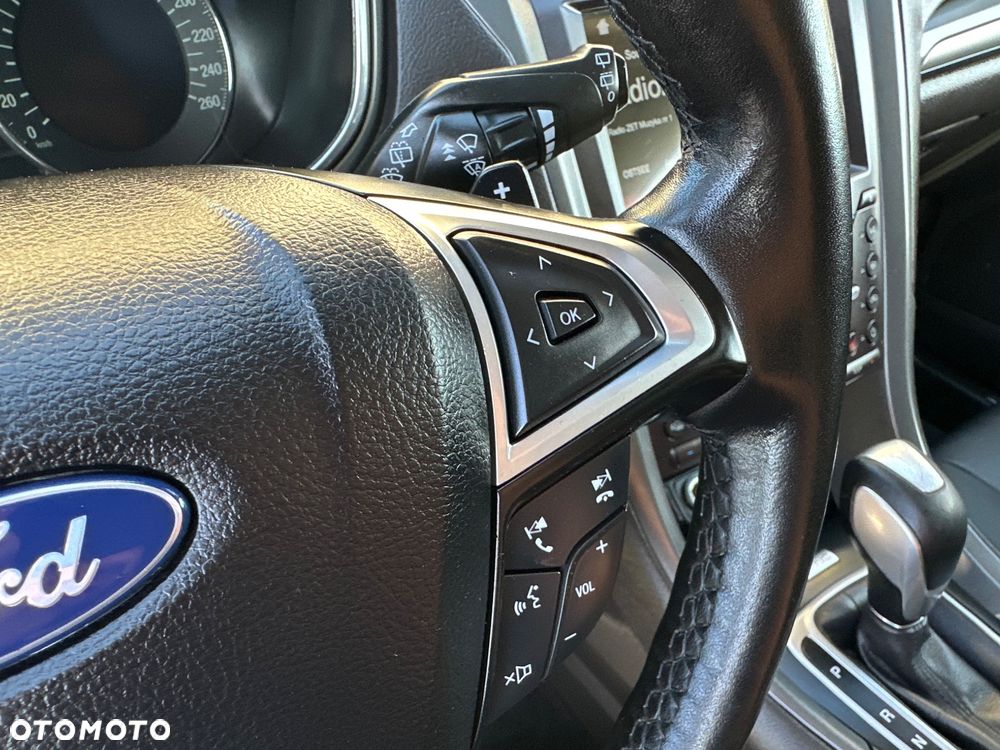 Ford Mondeo 2.0 TDCi PowerShift-Aut Allrad Titanium - 32