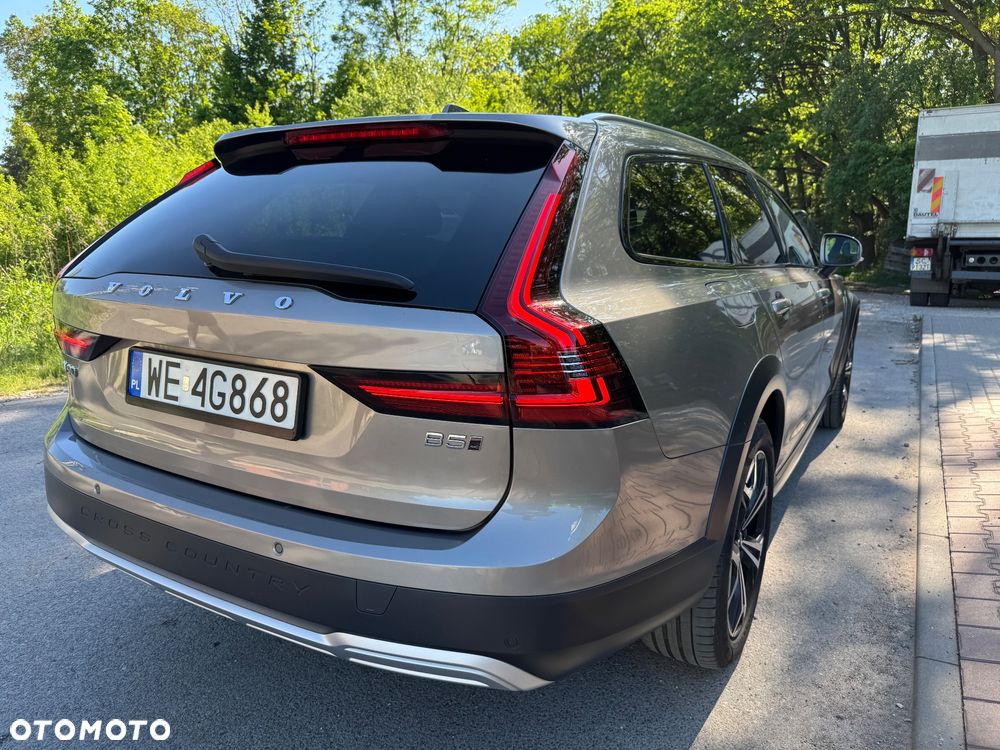 Volvo V90 Cross Country D5 SCR AWD Pro - 3
