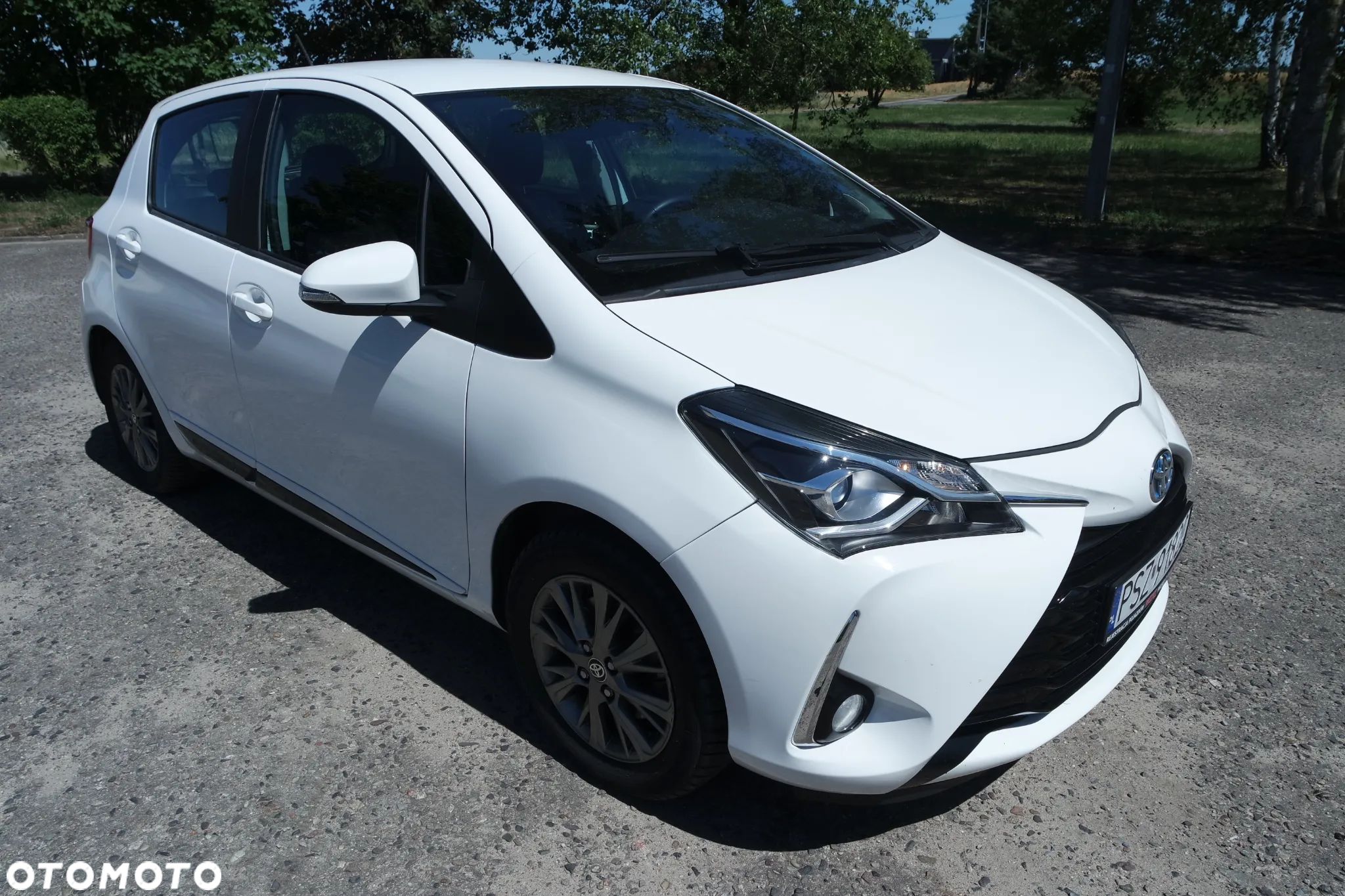 Toyota Yaris - 1