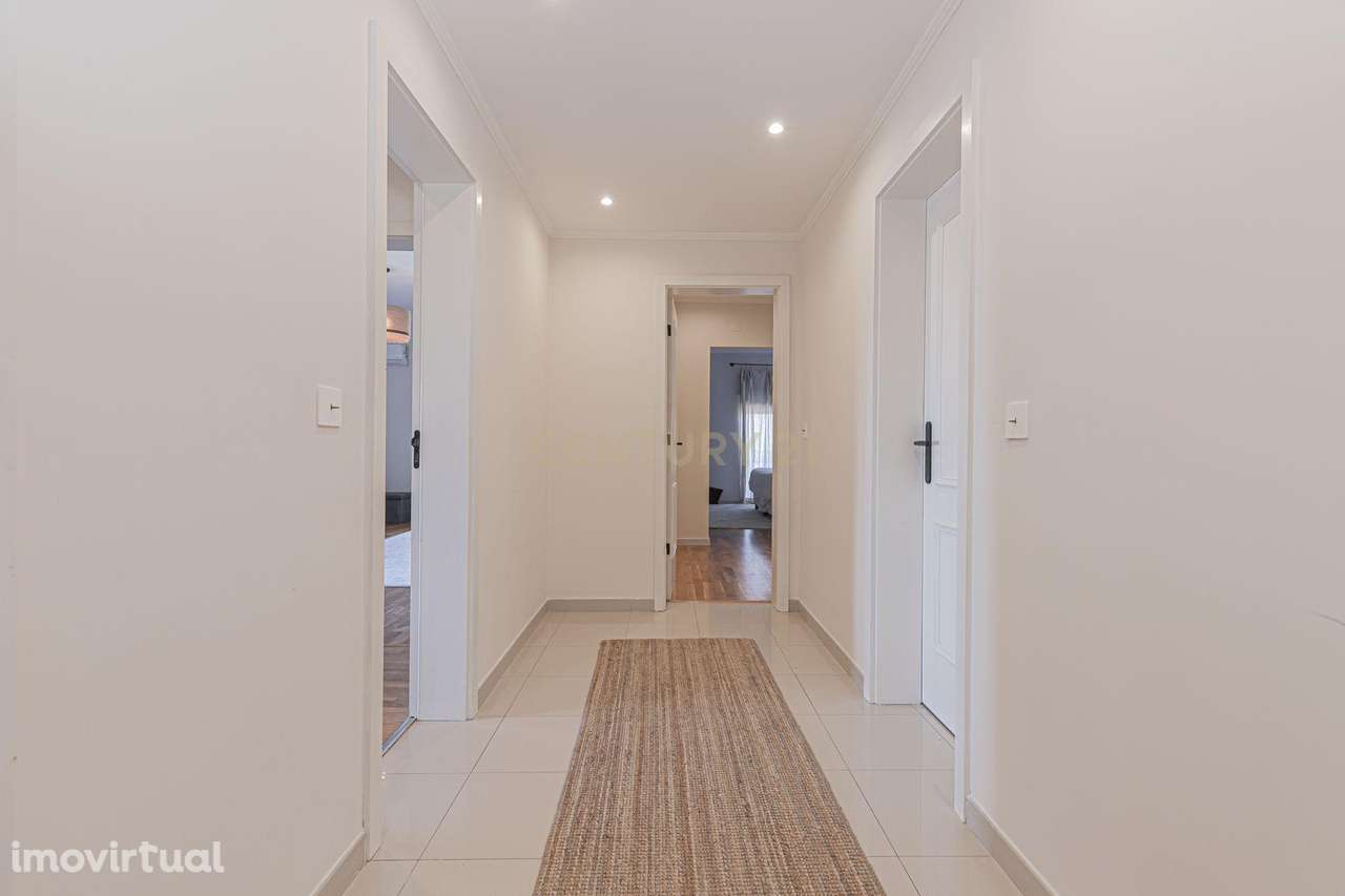 Apartamento T3 com 240 m2 área bruta - Charneca da Caparica - Grande imagem: 4/44