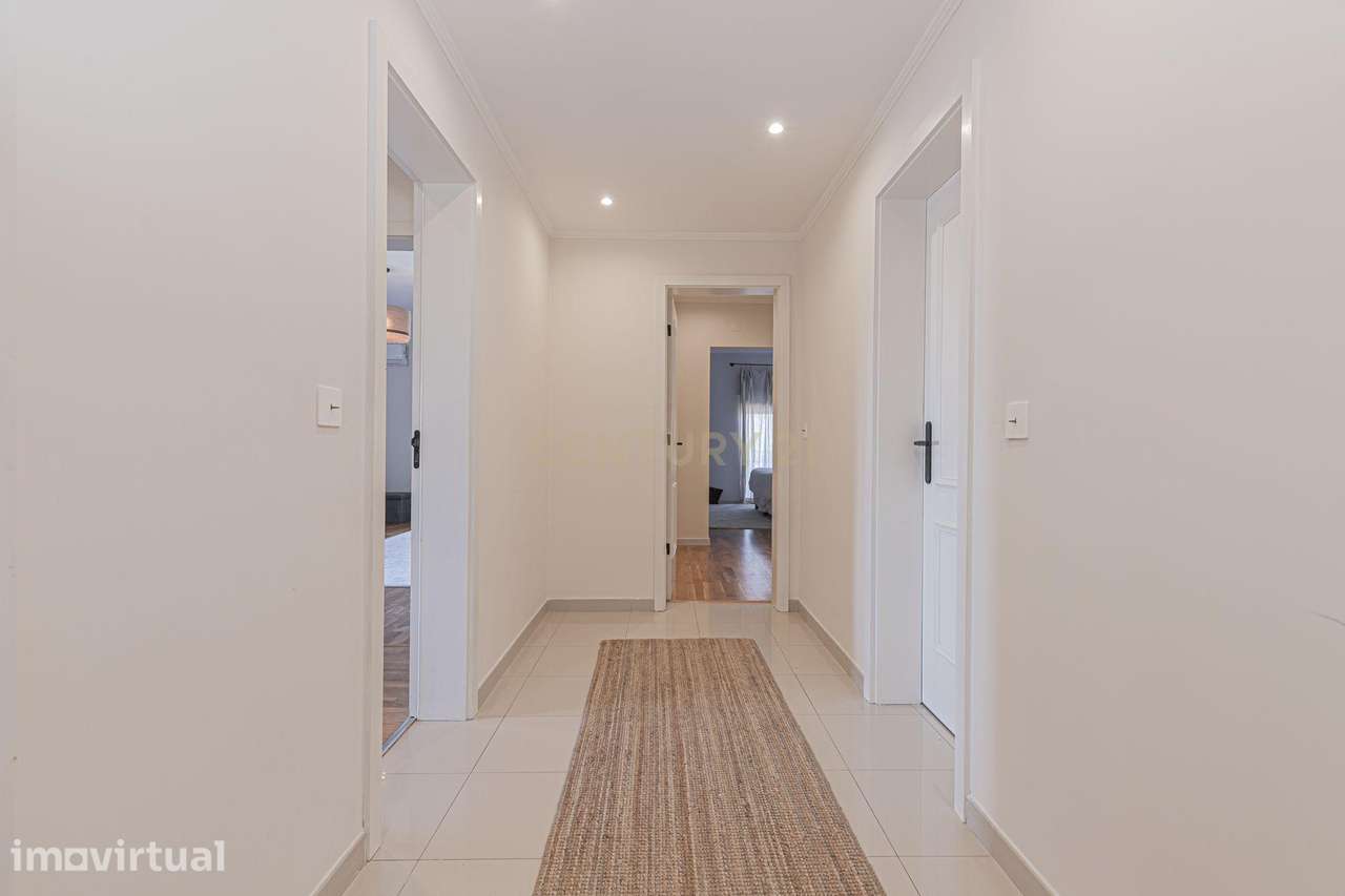 Apartamento T3 com 240 m2 área bruta - Charneca da Caparica - Grande imagem: 4/44