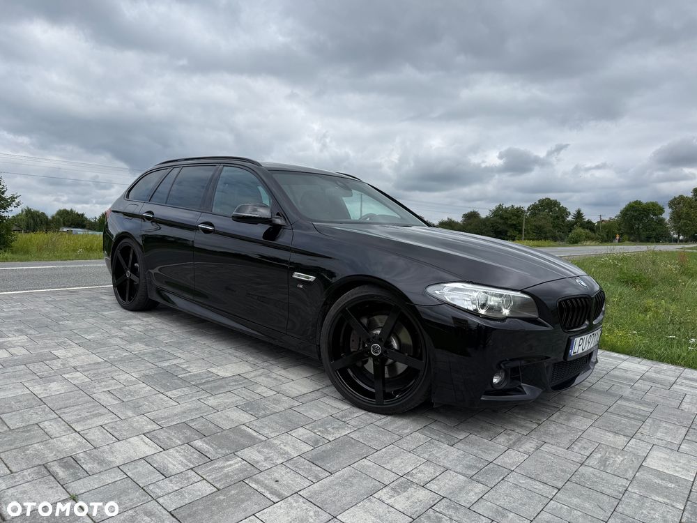 BMW Seria 5 525d Sport-Aut Luxury Line - 33