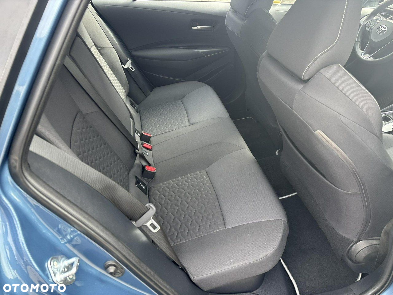 Toyota Corolla - 15
