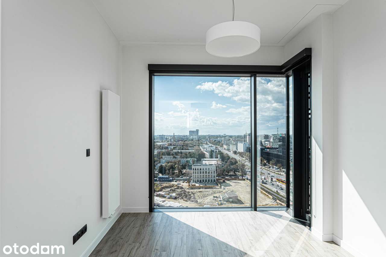 Towarowa Towers | 18 piętro | Garderoba | Master bedroom