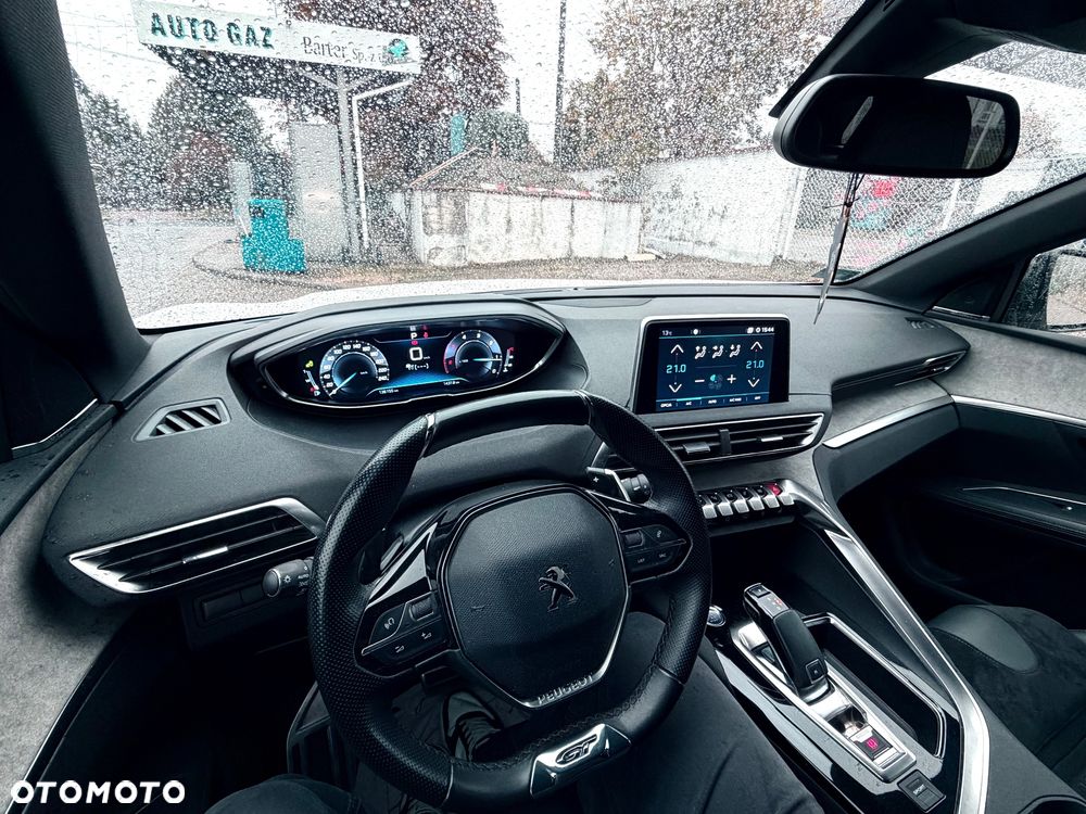 Peugeot 3008 2.0 BlueHDi GT S&S EAT8 - 11