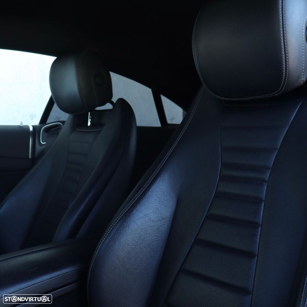 Mercedes-Benz E 300 d AMG Line - 26