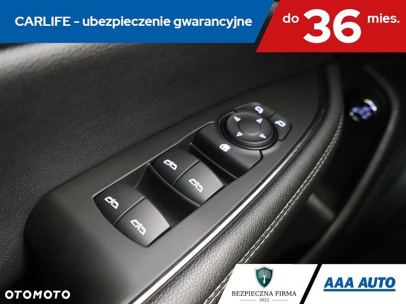 Opel Insignia - 19