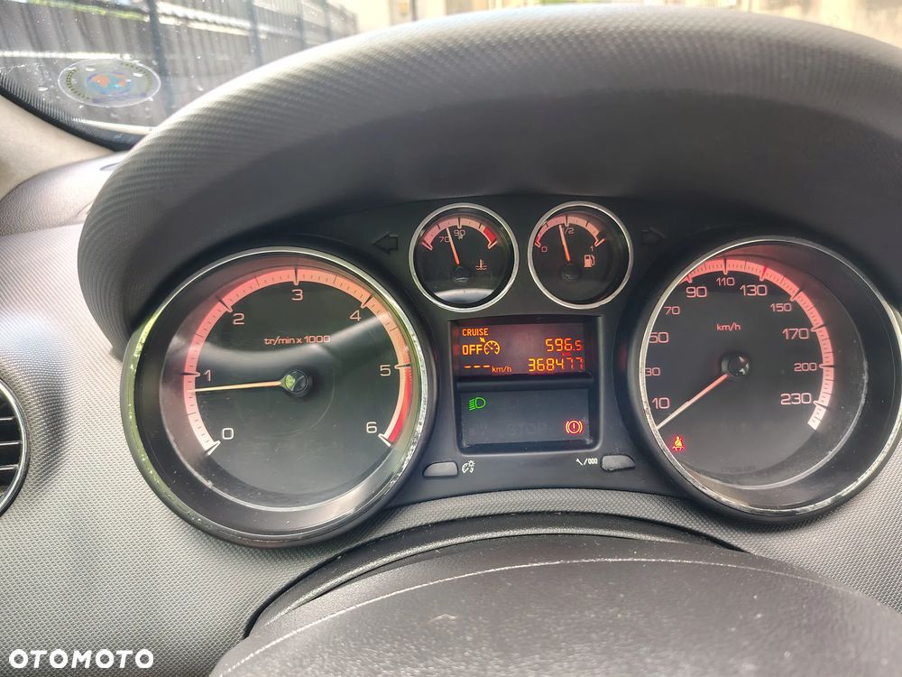 Peugeot 308 1.6 HDi Premium Plus - 3