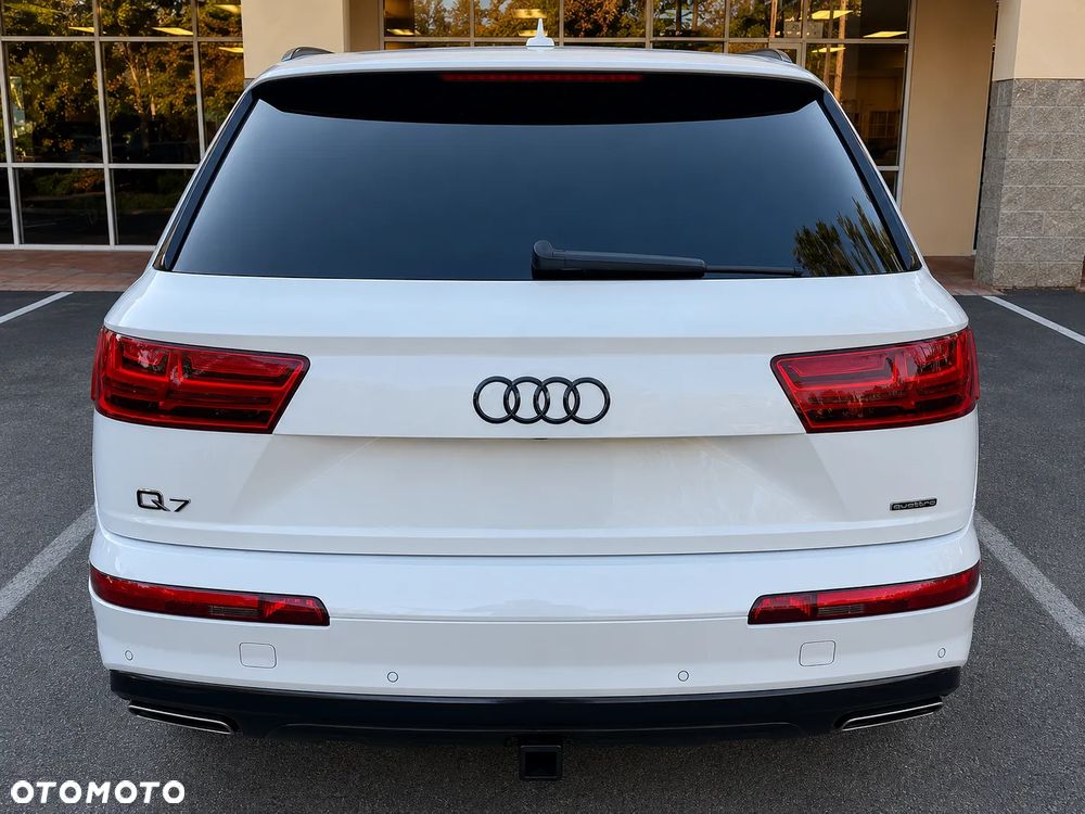 Audi Q7 3.0 TFSI Quattro Tiptronic - 6