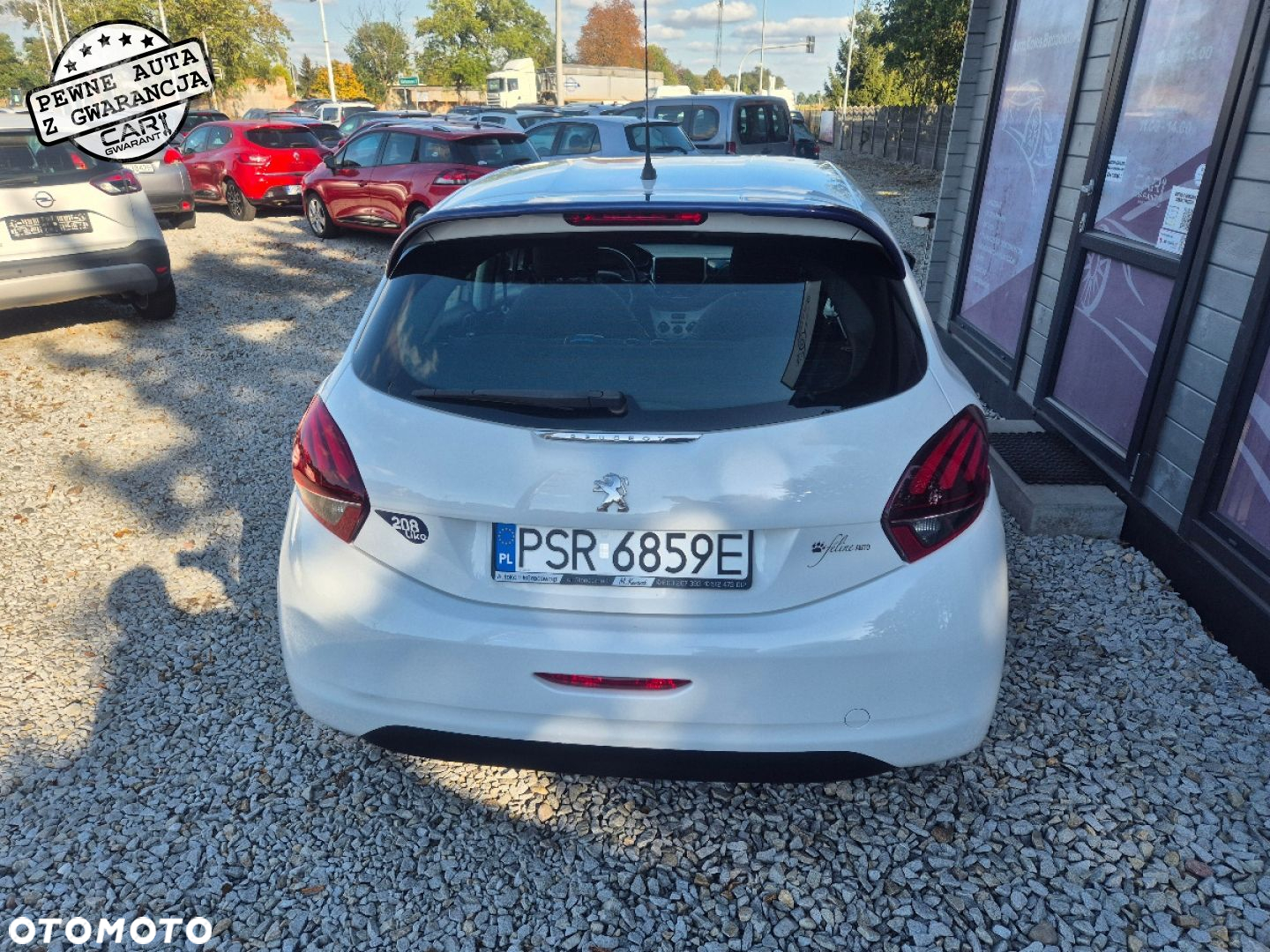 Peugeot 208 - 6