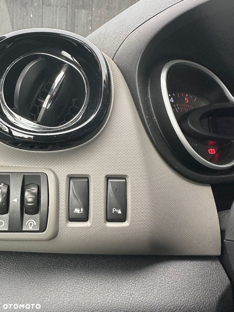 Renault Trafic Grand 1.6 dCi - 2