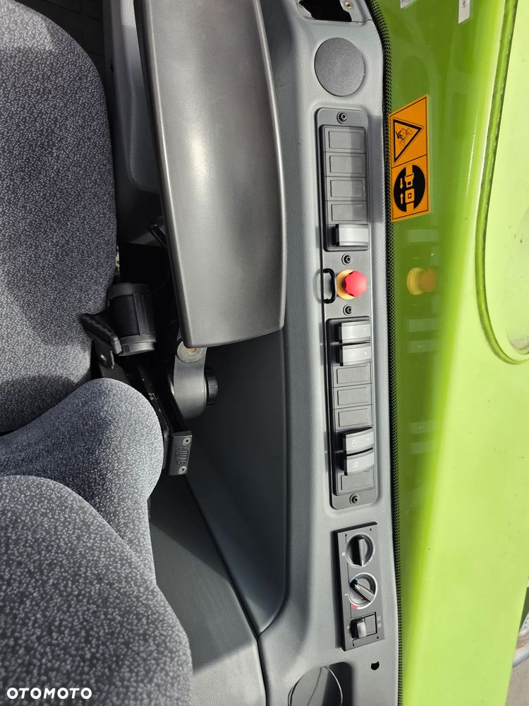 Claas Scorpion 746 Varipower - 11