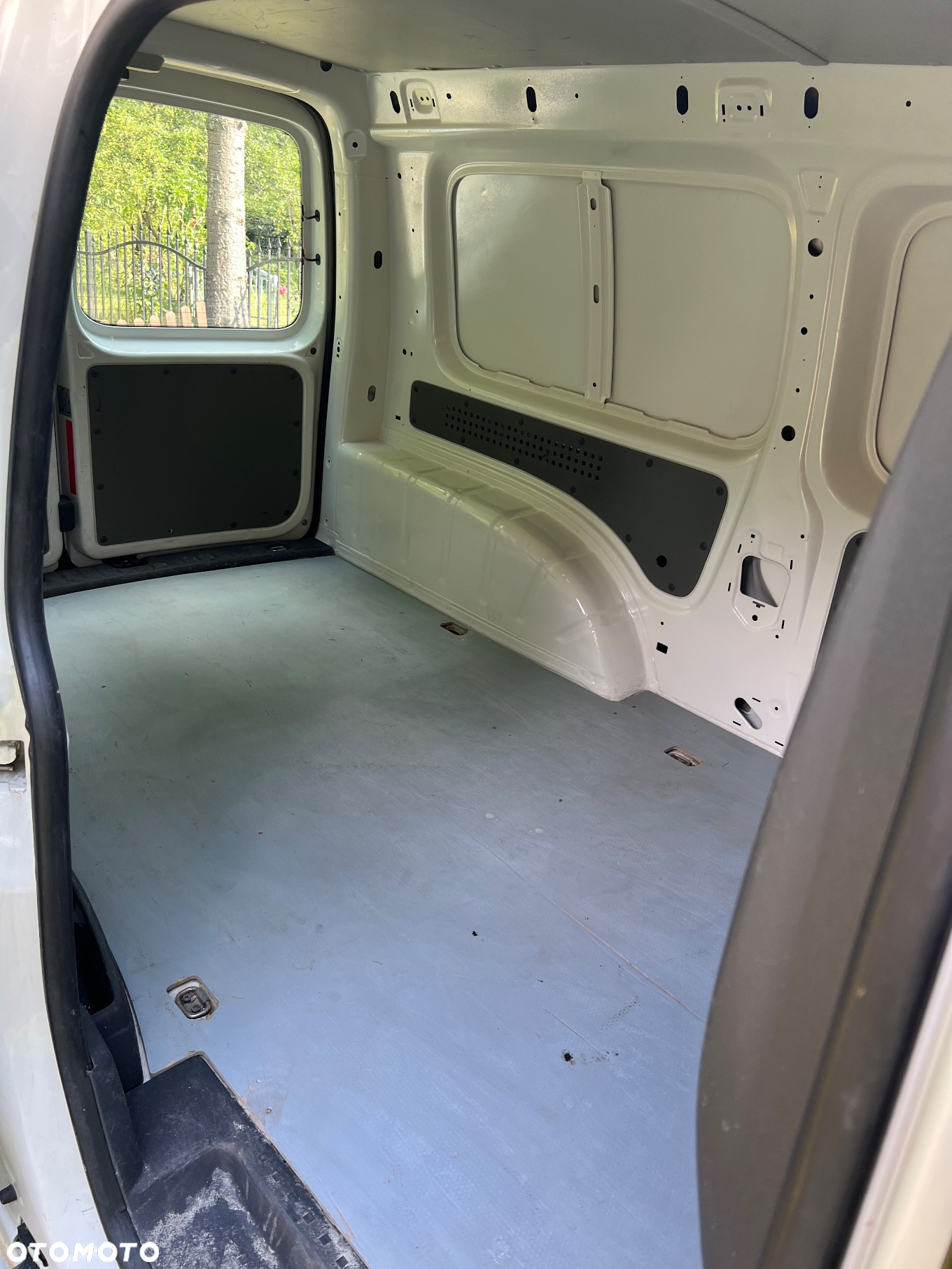 Volkswagen CADDY - 12