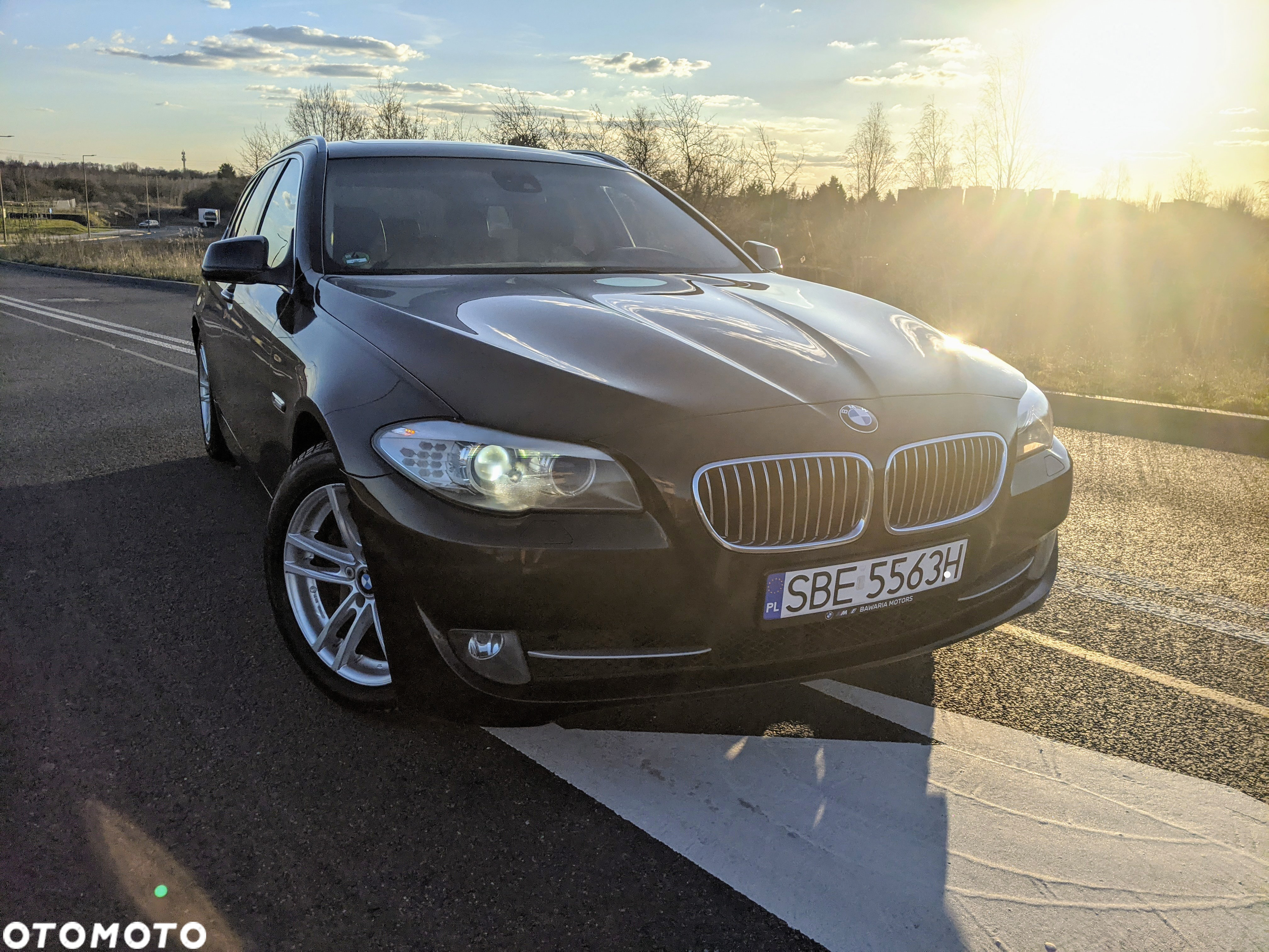 BMW Seria 5 525d xDrive - 2