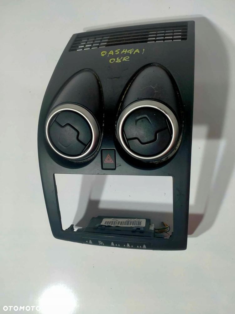 RAMKA RADIA NAWIEWY NISSAN QASHQAI J10 06-13 - 1