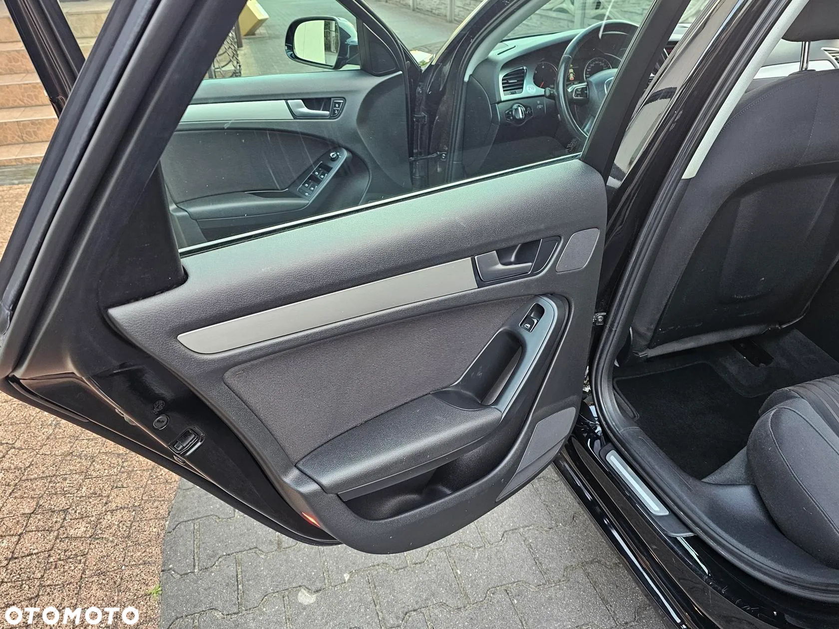 Audi A4 Avant 2.0 TDI DPF multitronic Ambiente - 37