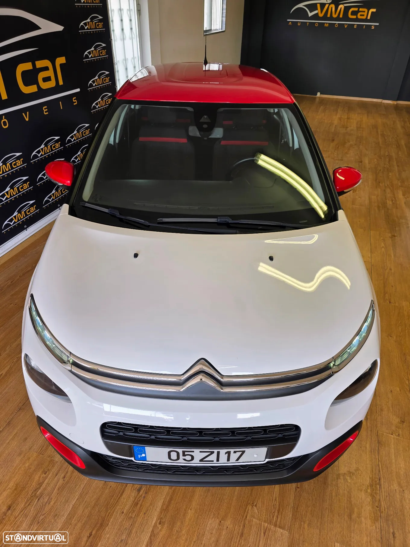 Citroën C3 1.2 PureTech Shine - 4