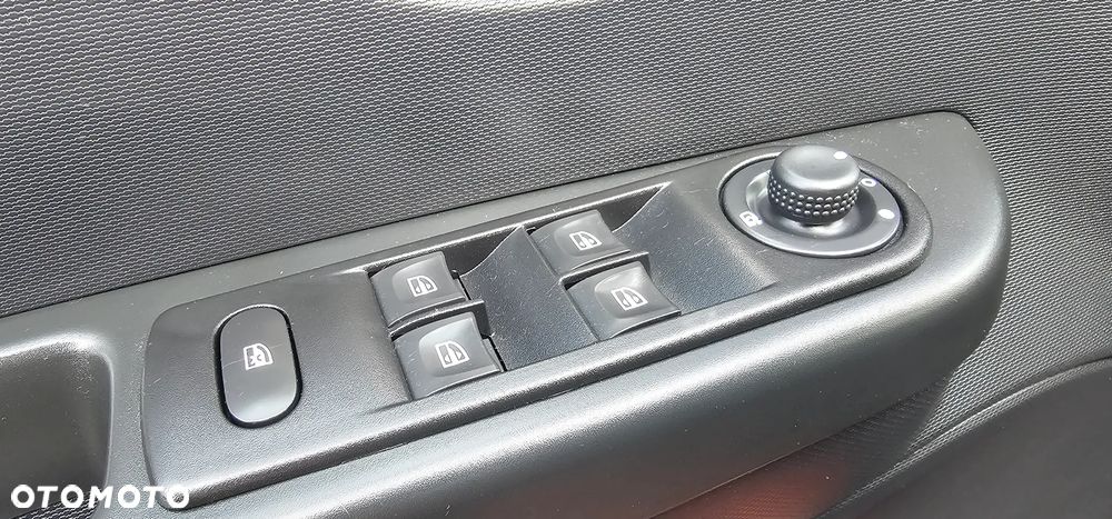 Renault Captur 0.9 Energy TCe Intens EU6 - 14